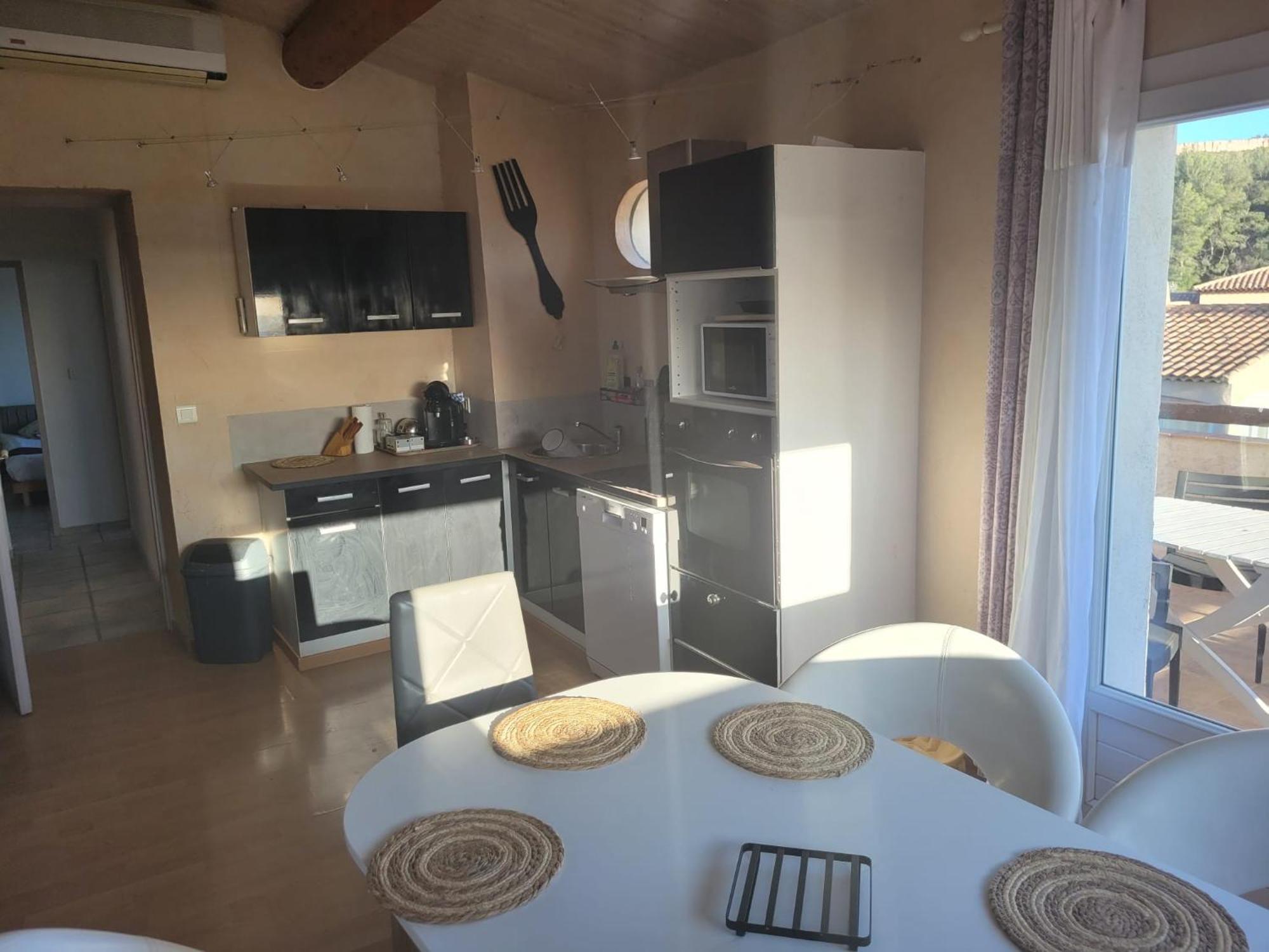Appartement Proche Aeroport Marseille Marignane - Studio Confortable - Logement Ideal - Hebergement Tout Equipe Rognac Exteriér fotografie